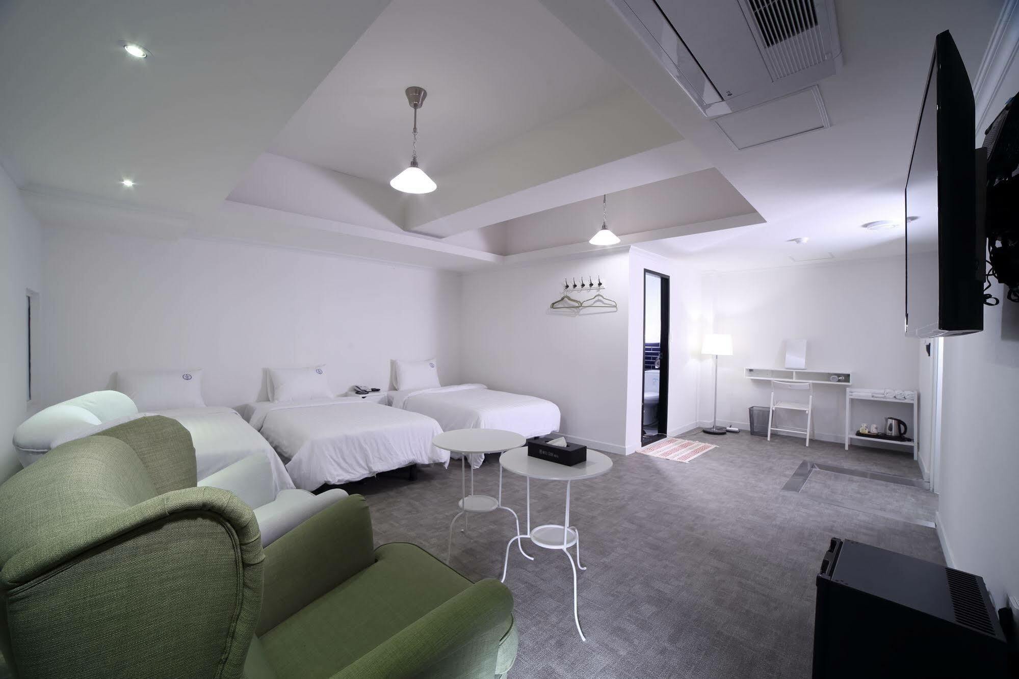 Hillside Hotel Busan Exterior photo